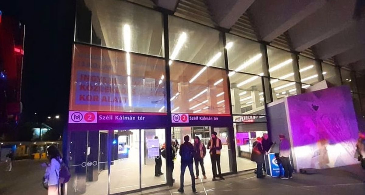 Szerelmi bánat miatt vethette magát a metró alá a 16 éves lány a Széll Kálmán téren – Édesanyja bibliai idézettel búcsúzott szeretett gyermekétől
