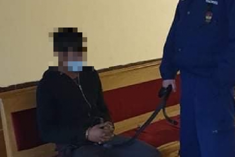 19 éves sorozatbetörőt fogtak a Pest megyei zsaruk: a fiatal tolvaj nem volt válogatós, vitt mindent amit csak látott, erre kellett neki a pénz