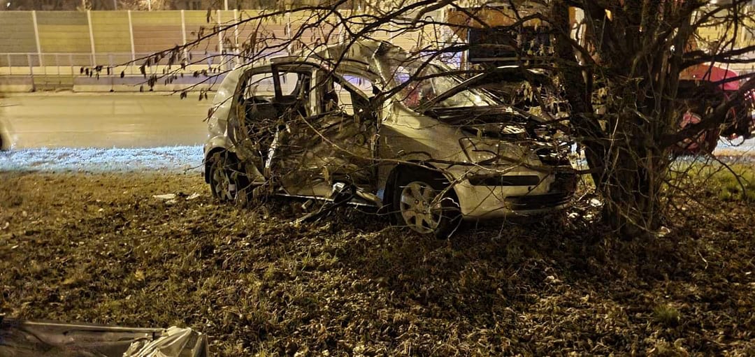 Súlyos baleset történt nem sokkal éjfél előtt az M3-ason – Durva fotók a helyszínről