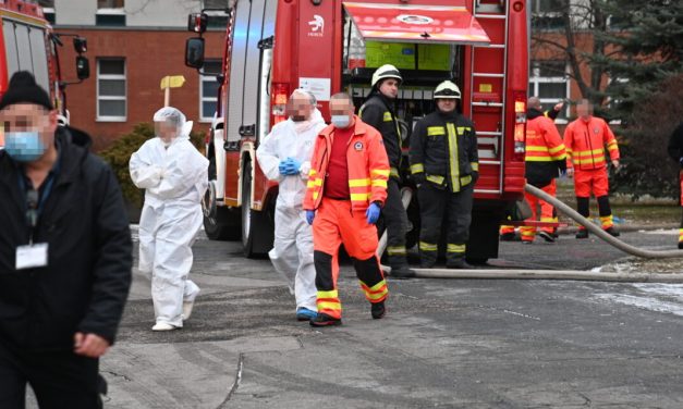 Sokkoló: megrázó felvételt osztottak meg a Szent Imre kórház kiégett osztályáról, közben kiderült: egy fiatal nő a tragédia áldozata