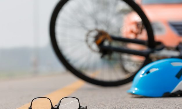 Tragédia: az autópályára feltévedt kerékpárost sodort el egy teherautó Szeged irányában – A biciklis a helyszínen meghalt