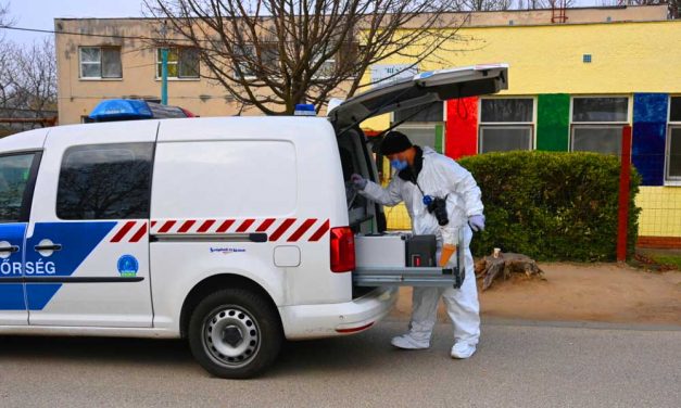 Meghalt egy öthónapos csecsemő az egyik budapesti anyaotthonban, egy felmosóvödörben találtak rá