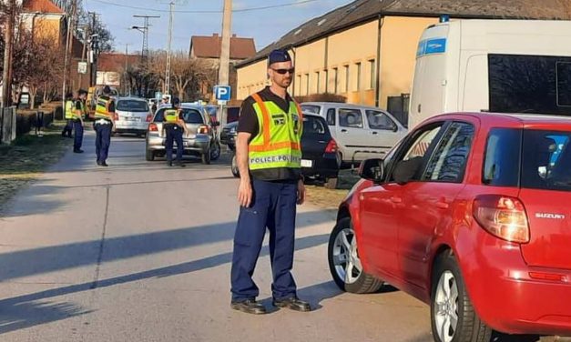 Hatalmas rendőri akció Cegléden: ittas vezetőkre utaztak a zsaruk, de más is fennakadt az ellenőrzésen – Fotók