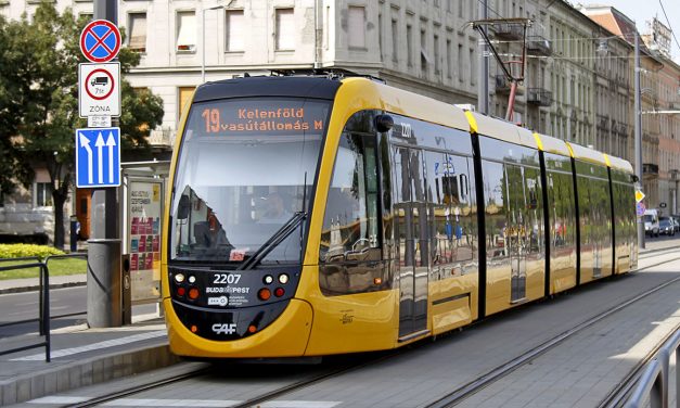 FRISS! Villamos gázolt el egy embert Budapest 11. kerületében!