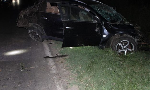 Céltalanul autózott ez a nő az éjszaka közepén, majd áttért a szembe sávba: frontális ütközés lett a vége, a vétlen sofőr a helyszínen meghalt – Fotók