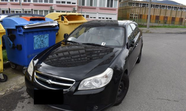 Áttért a szembe sávba egy sofőr Salgótarjánban, letarolt egy autót, majd segítségnyújtás nélkül továbbhajtott – Fotók a helyszínről