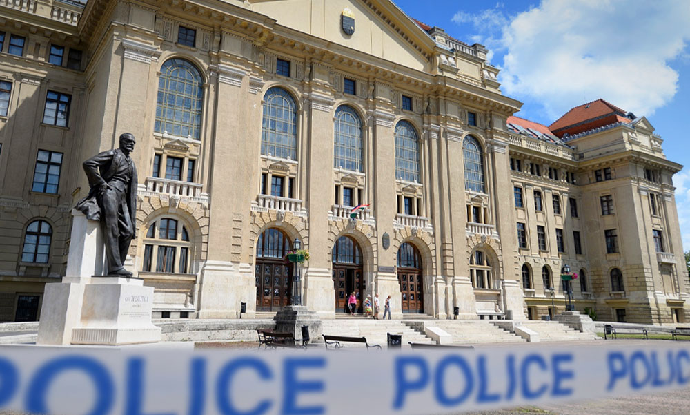 Egy borosüveget vertek szét a debreceni egyetemista lány fején, a volt szerelme gyilkolhatott, a bíróság azonban meglepő döntést hozott