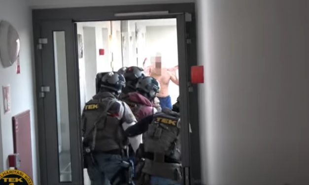 Rettegésben: bántalmazta a prostituáltként dolgozó volt barátnőjét ez a férfi Budapesten – Az összes pénzét elvette, és azt mondta megöli