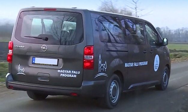 Egy 4 éves kislányt felejtettek egész nap a tiszaderzsi óvodabuszban, a felforrósodott járműből életveszélyes állapotban emelték ki