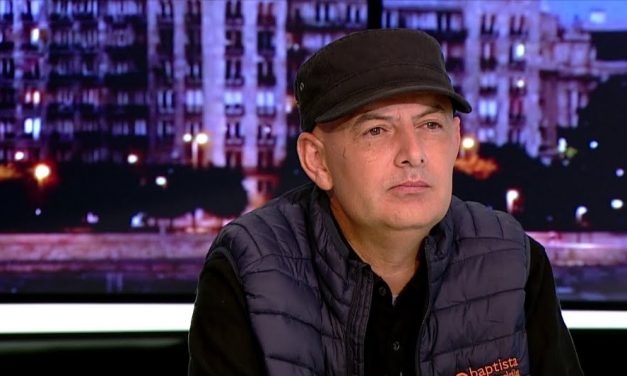 „Ennek a szörnyűségnek nem szabadott volna megtörténnie” – Megszólalt Vujity Tvrtko a buszba zárt 4 éves kislány tragédiájáról