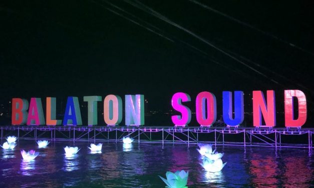 Annyi kábítószer kerül a Balatonba a Sound alatt, hogy az a vízi élővilágot is veszélyezteti