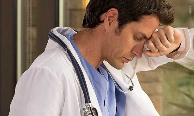 Kirúgták a fóti verekedős orvost – A doki szerint ezért vesztette el az állását