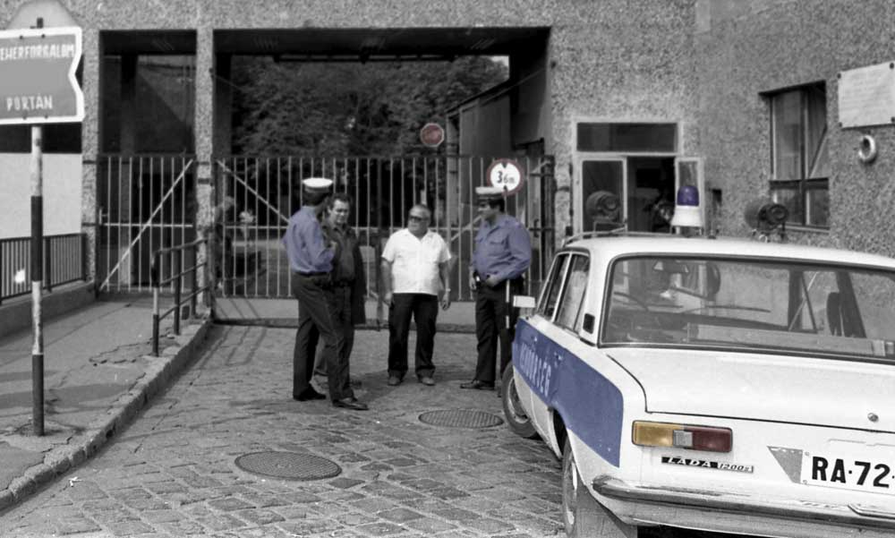 Kegyetlenül elbánt zárkatársával a százhalombattai rém, akinek négy nő élete szárad a lelkén, nemrég azt üzente, a saját anyját is megöli, ha kiszabadul