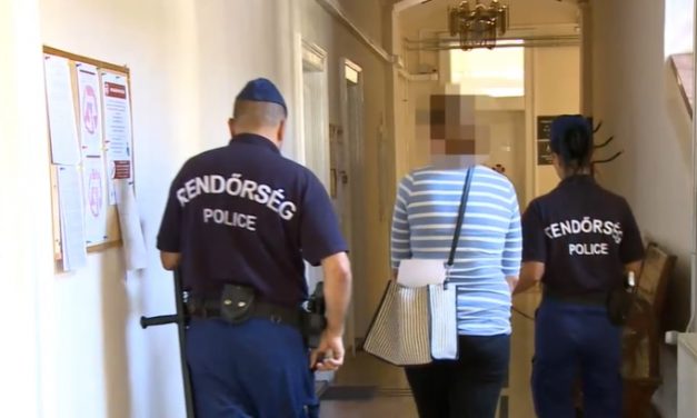 Sokkoló részletek derültek ki a Csepregen meghalt két éves kisfiúról: a szülei rendszeresen verték és enni sem adtak neki – videó