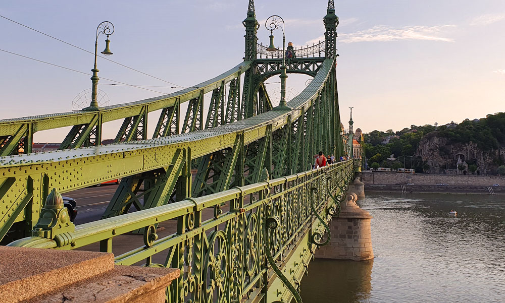 Megfulladt egy ember Budapesten, a a Duna szennyvízkivezetőjénél