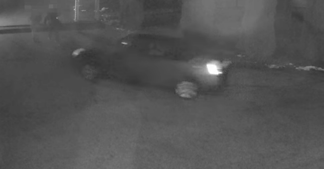 Maradandó fogyatékosságot szenvedett az a nő, akit egy parkolóban gázoltak el Oroszlányban – videón a sokkoló eset