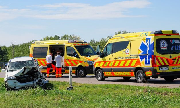 Halálos gázolás Sajóbábonynál: segíteni akart a nőnek a közút munkatársa, amikor mindkettőjüket halálra elgázolta egy autó