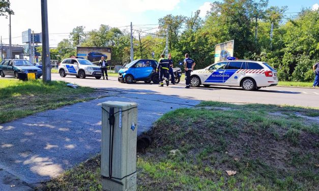 A baleset után elrohant a Smart vezetője, egy üzletben találtak rá, nem véletlenül menekült el a helyszínről