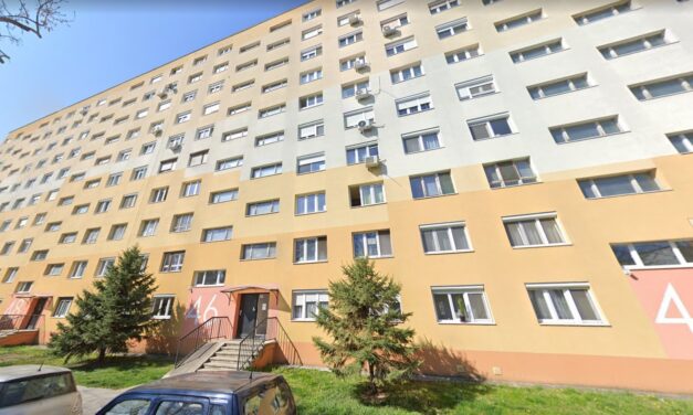 Kiugrott a 9. emeletről egy férfi Újbudán, személyazonossága ismeretlen, a rendőrség a lakosság segítségét kéri