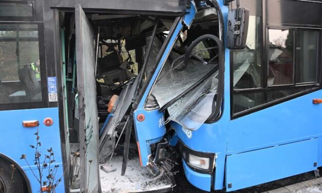 „A buszsofőr rosszul lett vezetés közben, ráborult a kormányra” – Újabb részletek a reggeli budapesti buszbalesetről