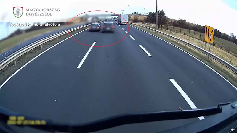 VIDEÓVAL: Egy 82 éves német házaspárra húzta rá a kormányt az M1-esen, három évet is kaphat
