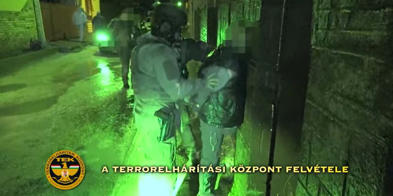 Aktus közben lépett be a „férj” a hálóba, aki fegyverrel követelt pénzt a szeretőtől Kiskunhalason