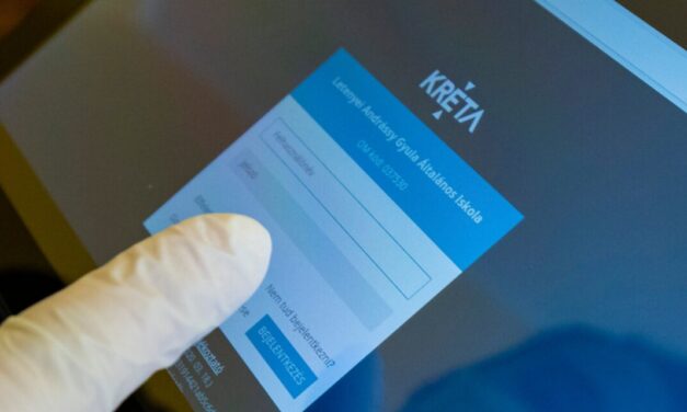 Tovább dagad a botrány az oktatásban – Egy 13 és egy 15 éves gyerek törte fel a KRÉTA-rendszert