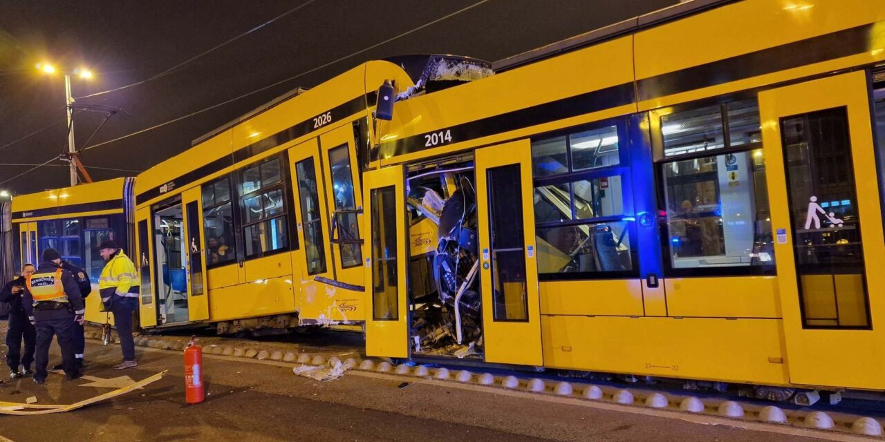 Budapesti villamosbaleset – csaknem 1 milliárd forint a becsült kár. A BKV szerint bizonyítható, hogy nem figyelmetlenség okozta a Boráros téri ütközést  