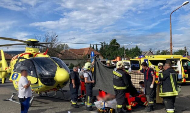 „Zenét hallgattam, félálomban voltam, ezért nem vettem észre, hogy jön a HÉV” –  születésnapján ébredt fel a kómából a 17 éves fiú, akit elgázolt a vonat Pomáznál