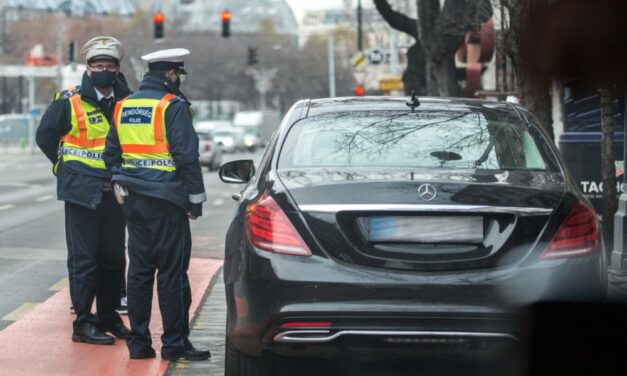 Lecsaptak a fővárosi rendőrök: több mint 50 olyan sofőrt csíptek fülön, akik jogosulatlanul közlekedtek a buszsávban