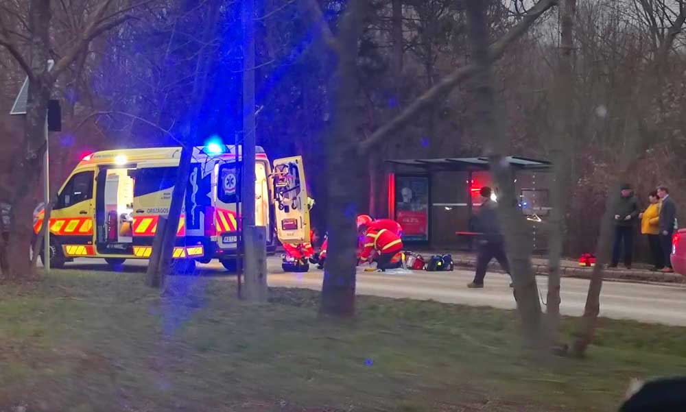 Elgázoltak egy gyereket Nagykovácsiban, az amerikai iskola előtt