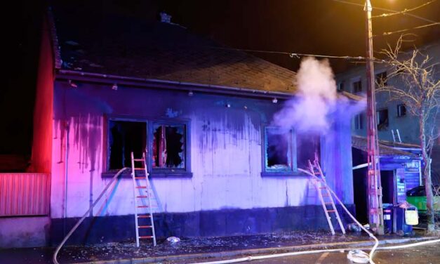 Tragédia Budapesten: egy idős férfi meghalt a hajnali tűzben, öten ki tudtak menekülni