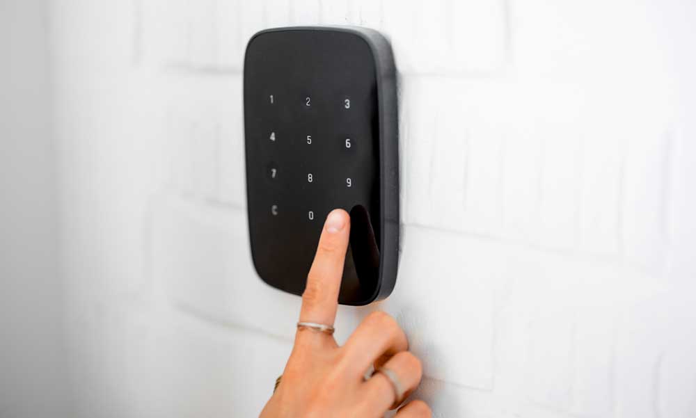 Riasztórendszer kiépítése – milyen lehetőségeink vannak? 
