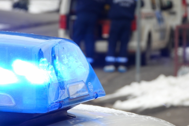 Az unokaöccsét és a szomszédját is megkéselte egy férfi Veszprém vármegyében