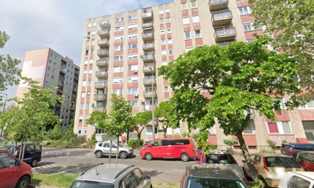 Borzalom a főváros 15. kerületében: barátnője szeme láttára vetette ki magát egy férfi az ötödik emeletről
