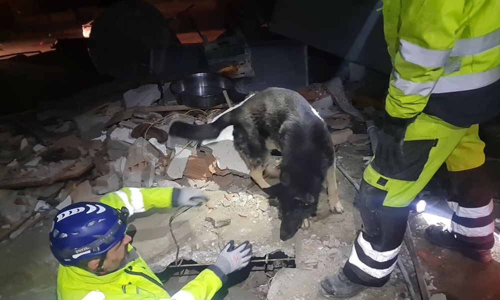 Szívszaggató történet: 36 órán át küzdött a magyar mentőcsapat egy 15 éves fiú életéért Törökországban, de nem tudták megmenteni
