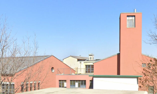 Iskolai egyenruhájának nyakkendőjével akasztotta fel magát egy kislány Budapesten