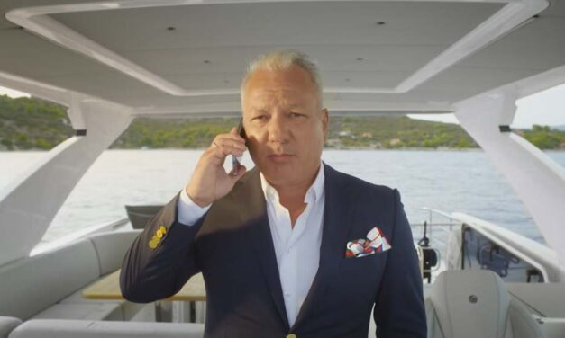 „Ezt a traumát a mai napig nem tudom feldolgozni” – Barátját vitte ittasan a halálba a Cápák között sztárja