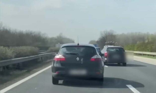 „Figyeld, és nevet is” – Rendőrök állították meg az ámokfutó osztrák nőt, aki őrült módjára cikázott az M1-es autópályán – videó