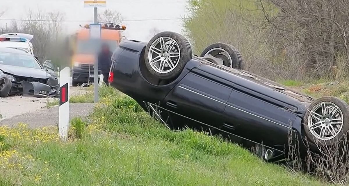 Egy várandós kismama balesetezett Bajánál – videó