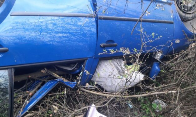 Hat órán át feküdtek holtan a kocsiban az emődi tragédia áldozatai: Árpi és Kriszti éppen hazafelé tartottak, amikor lesodródtak az útról és a fák közé csapódtak