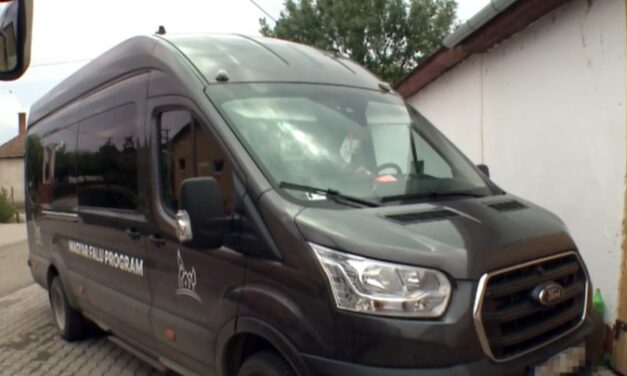 Nem ismeri el a felelősségét a buszsofőr, aki egész napra bezárt egy 4 éves kislányt a tűző napon álló járműbe