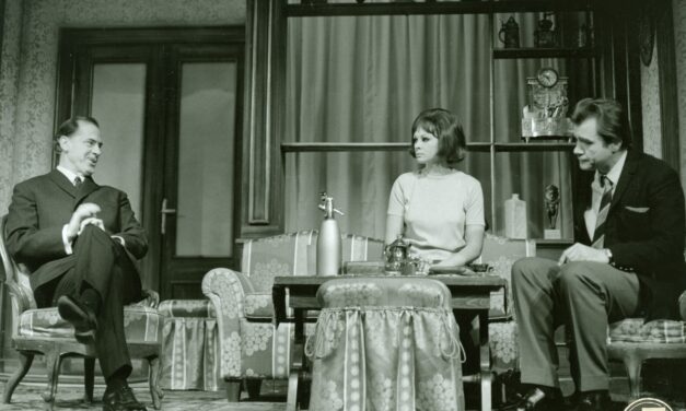 Szörnyű veszteség érte a magyar színjátszást, meghalt a Vígszínház legendás művésze