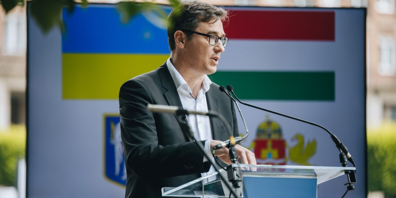 Karácsony Gergely hivatali visszaélés miatt feljelentést tesz, hamis tanúzással akarták lecsukatni