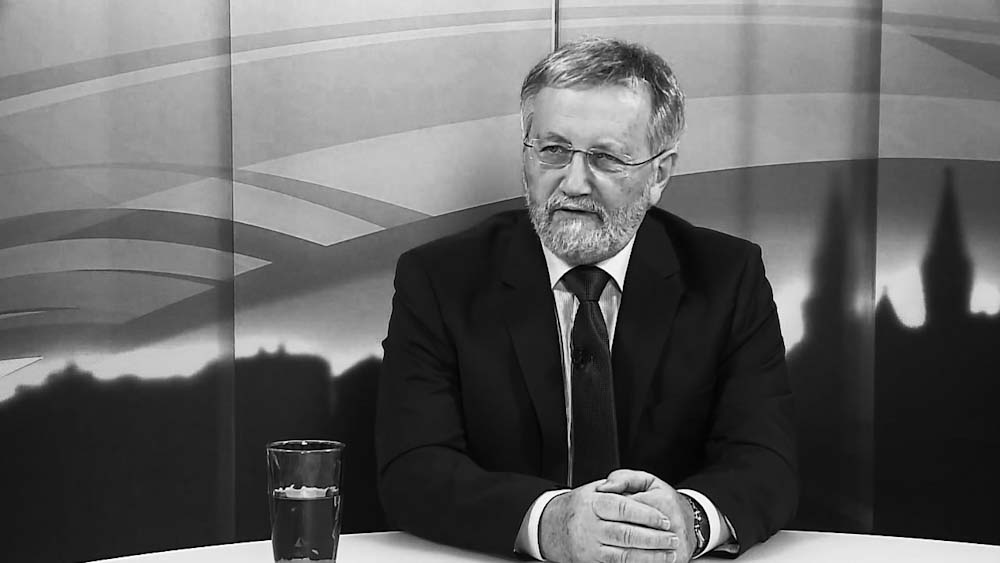 Motorbalesetben meghalt a Szegedi Egyetem tanára