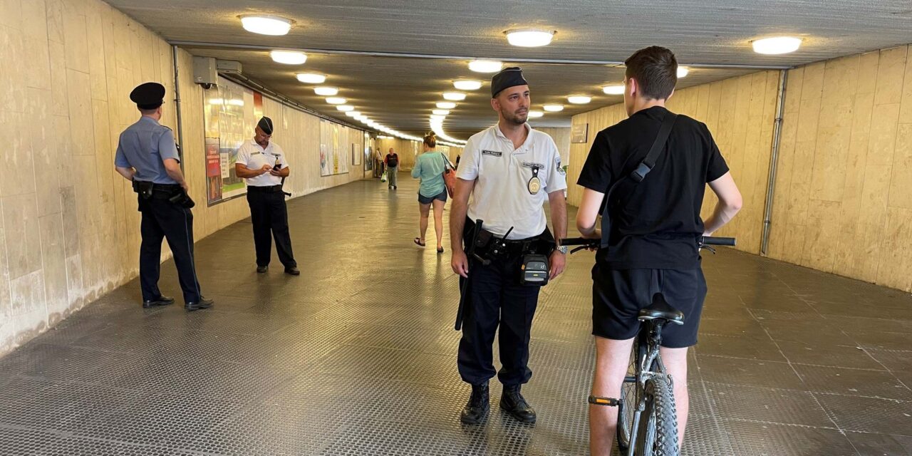 Akár 30 ezer forint is lehet a bírság, ha valakit bringán elkapnak Budapesten, a békásmegyeri aluljárójában