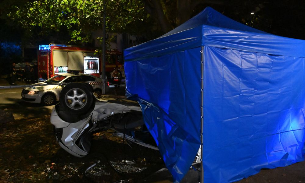 Összeomlottak a váci horrorbalesetben meghalt tinik szülei: Rikardo édesanyja a fia holtteste mellé feküdt