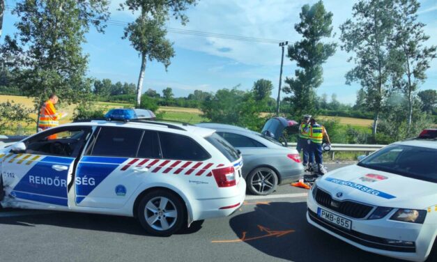Videón az M2-esen száguldozó ámokfutó: döbbenetes részletek derültek ki az üldözésről, a Mercedes sofőrje teljesen megvadult