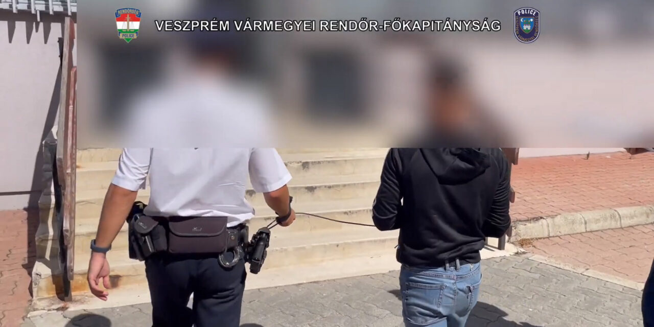 Terror Várpalotán! Fegyverrel rabolt ki négy embert egy banda az autóbusz-pályaudvaron