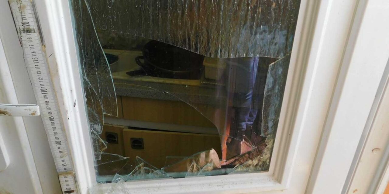 Szinte csalogatják a betörőket az üres hétvégi házak, ezt tanácsolja a rendőrség